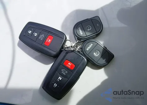 2021 Toyota Highlander Hybrid Xle from USA, damaged, VIN 5TDHBRCH5MS028348